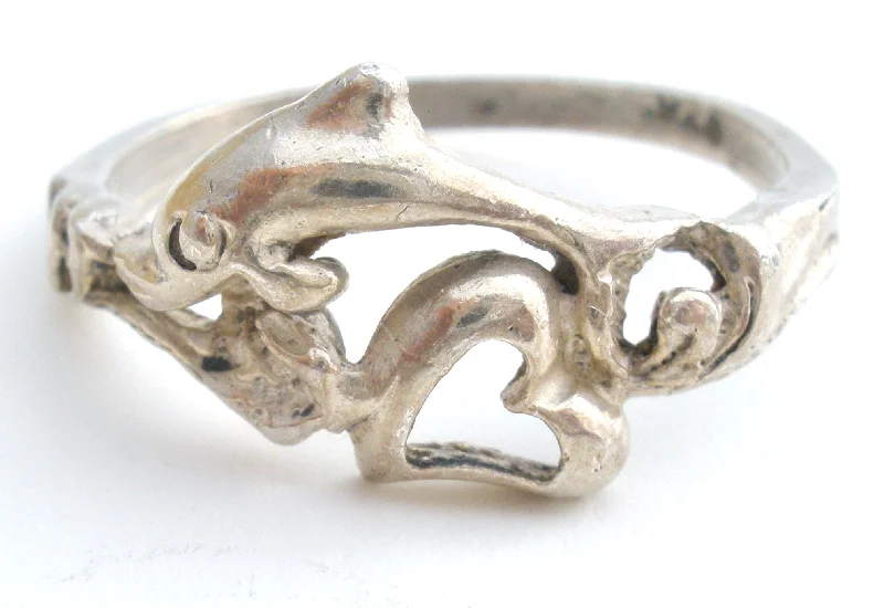 Women's rings micro-silver-Dolphin Heart Ring In Sterling Silver Size 8