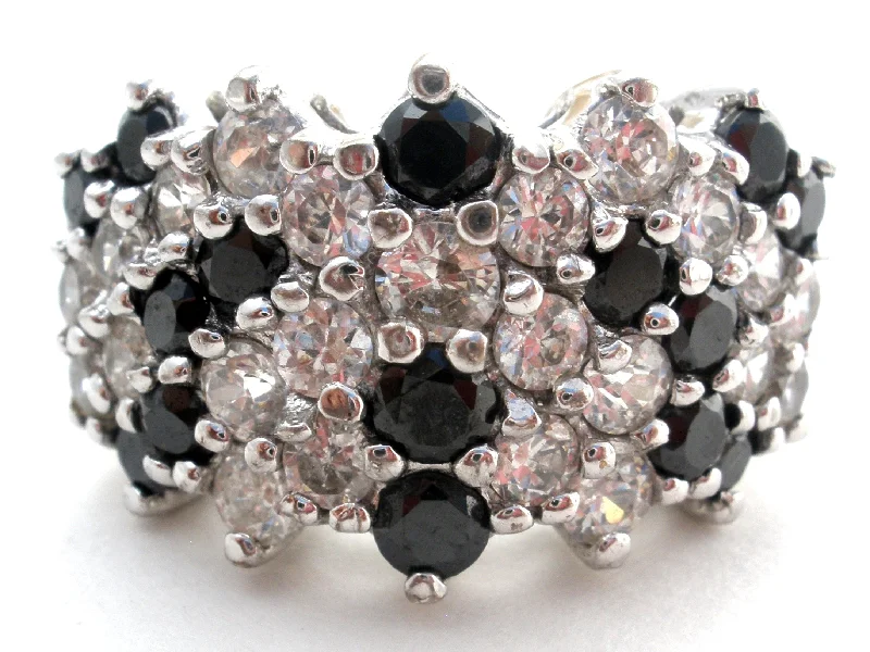 Women's rings lasting-gem-Black & Clear Cubic Zirconia Cocktail Ring Size 7