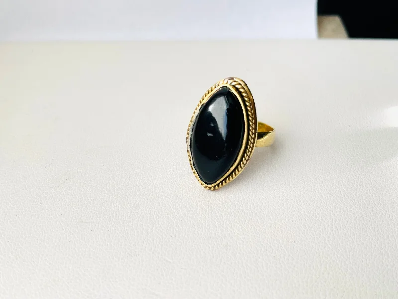 Women's rings chunky-chic-Marquise Cut Onyx Ring