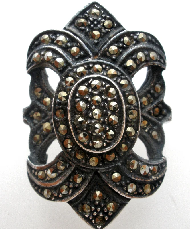 Women's rings chunky-metal-Sterling Silver Marcasite Ring Size 5.5